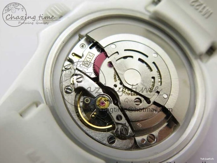 40mm 5GF Best Green Dial White Edition Submariner Strap White Ceramic Rubber SA3135 on 0209